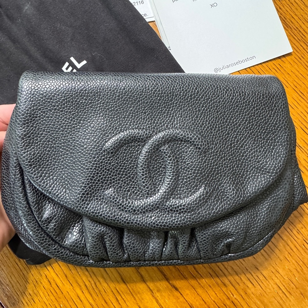 CHANEL Black Leather Wallet on Chain Bag - Picture 8 of 12